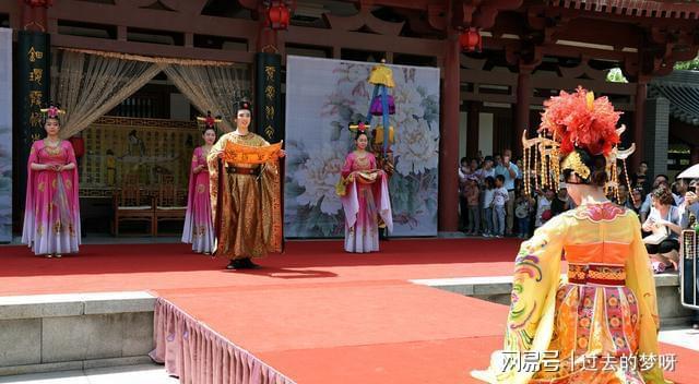 杨国忠靠堂妹杨贵妃当上了宰相.jpeg