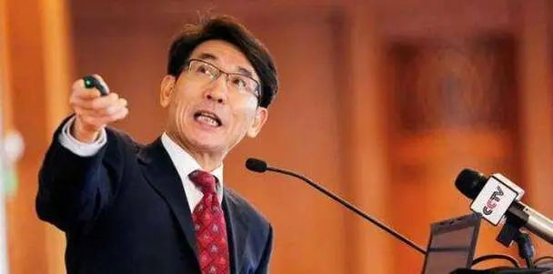 薛其坤放牛娃三战考研,读博七年,35岁成教授.jpg