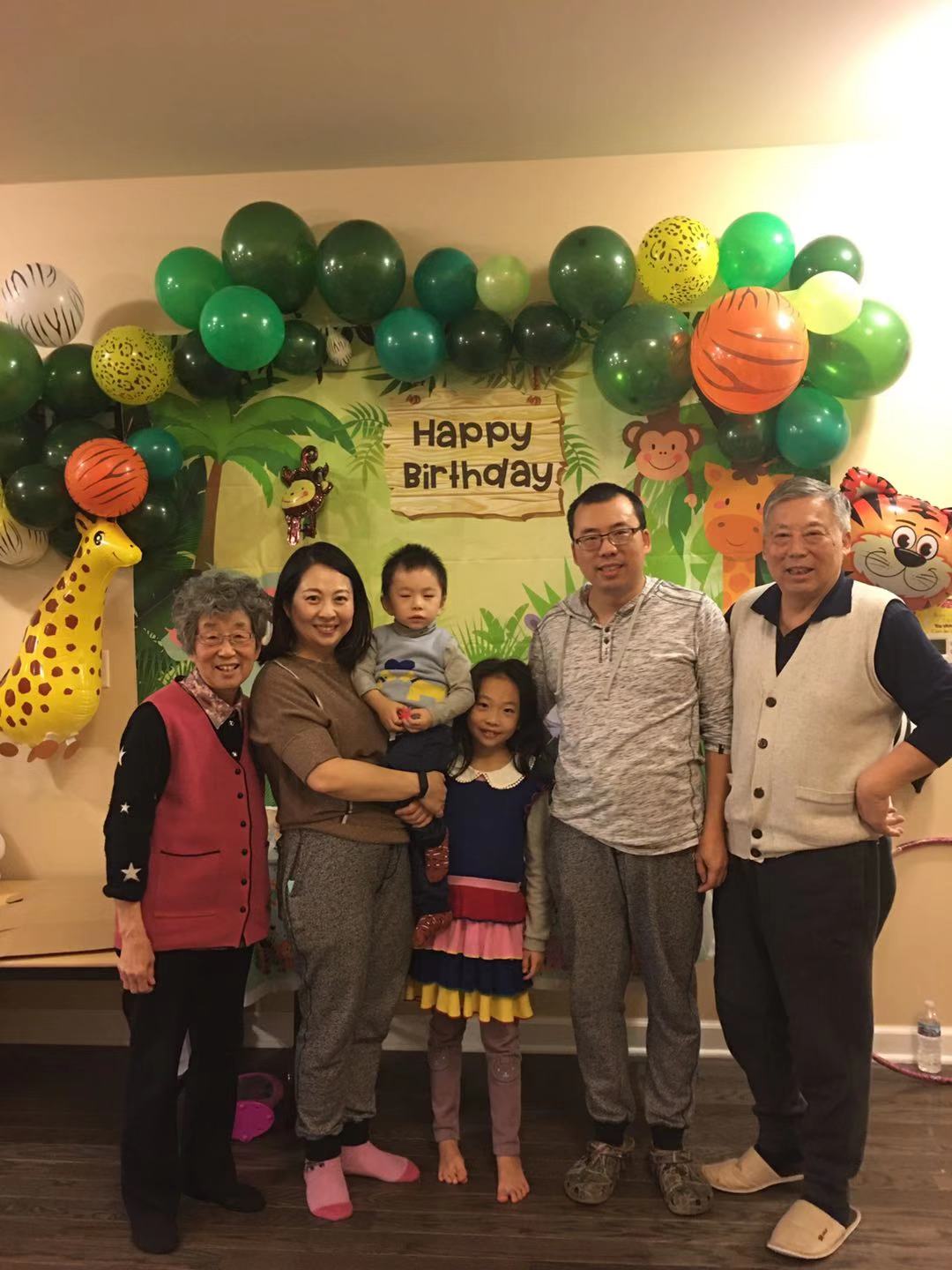 庆祝佑佑三周岁.jpg